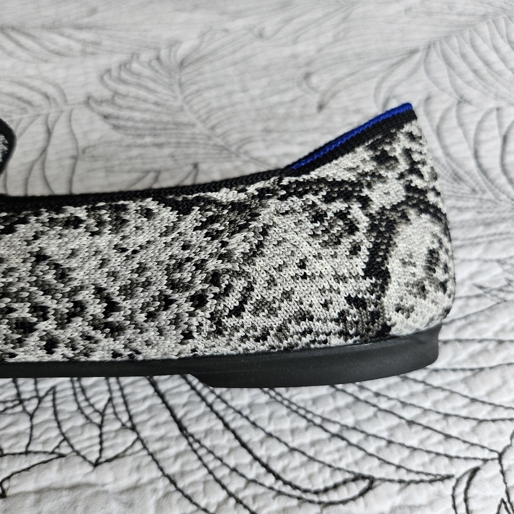 Euc Rothy’s White Python Snake Almond Loafers Fla… - image 7